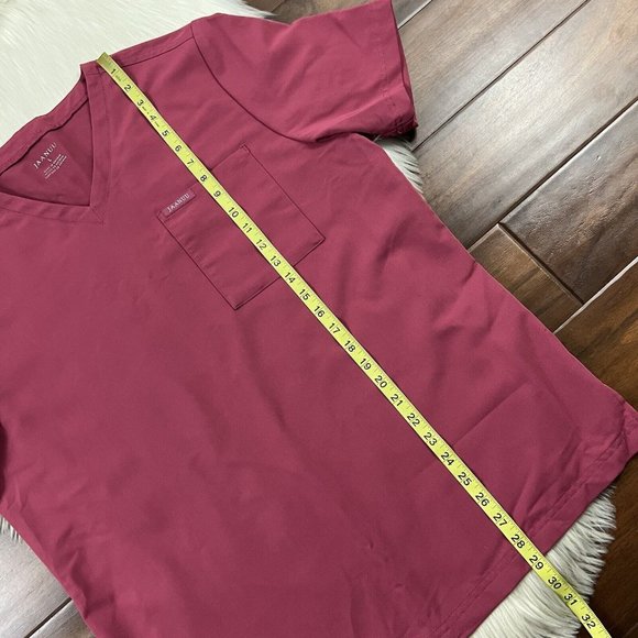 Jaanuu Men’s Size Large Warm Berry 2 Pocket V Neck Scrub Top - Picture 4 of 7